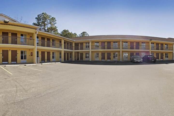 Hotel 2 of 18
