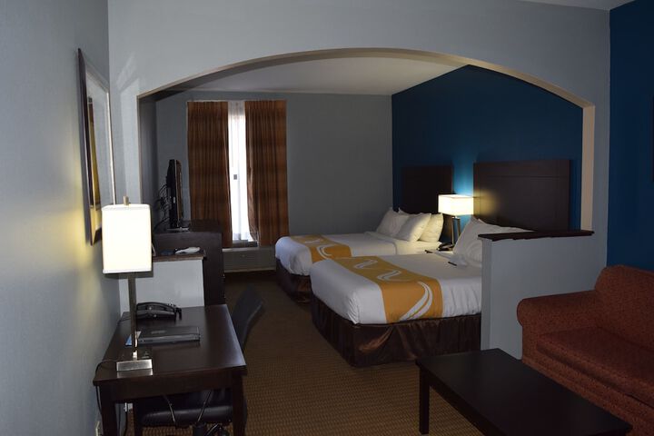 Room 34 of 67