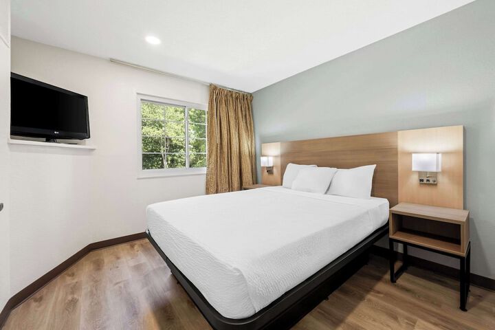 Room 21 of 29