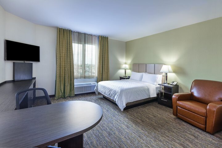 Room 19 of 34
