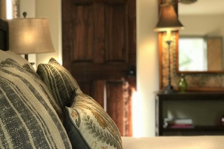 Room 27 of 46