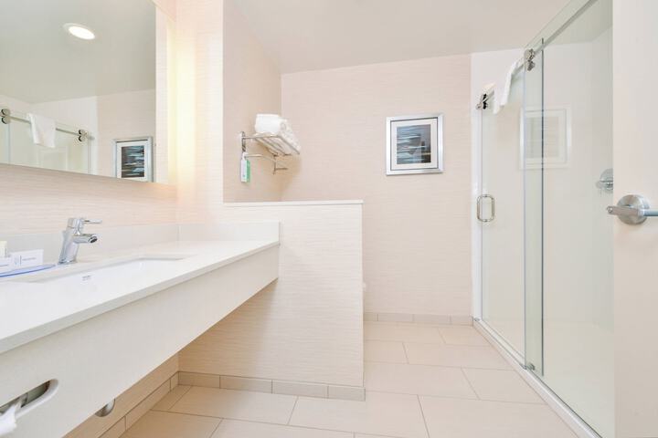 Fairfield Inn & Suites by Marriott Raleigh Cary