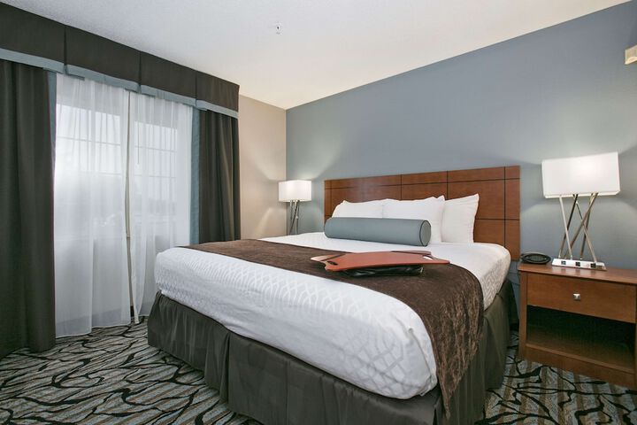 Best Western Plus Blaine at the National Sports Center