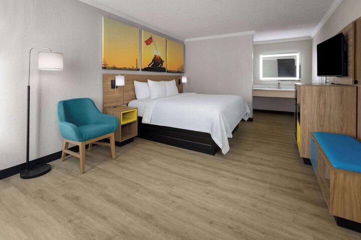 Days Inn by Wyndham Hinesville Near Fort Stewart
