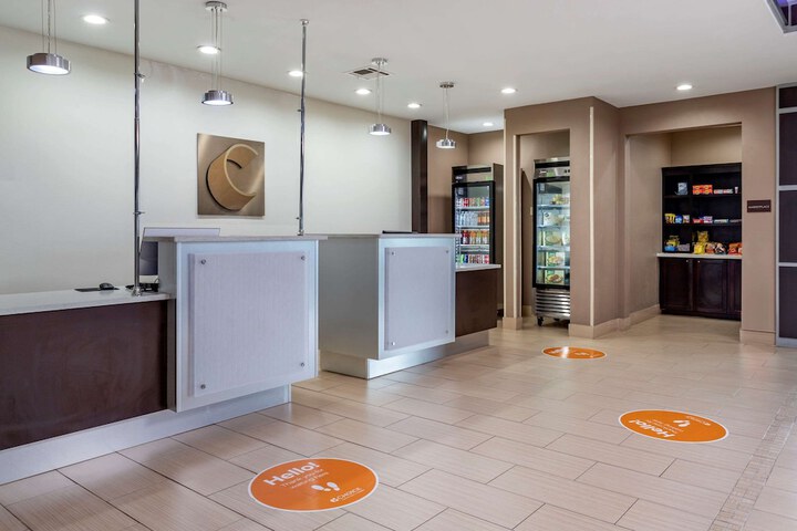 Comfort Inn & Suites Cleveland TX