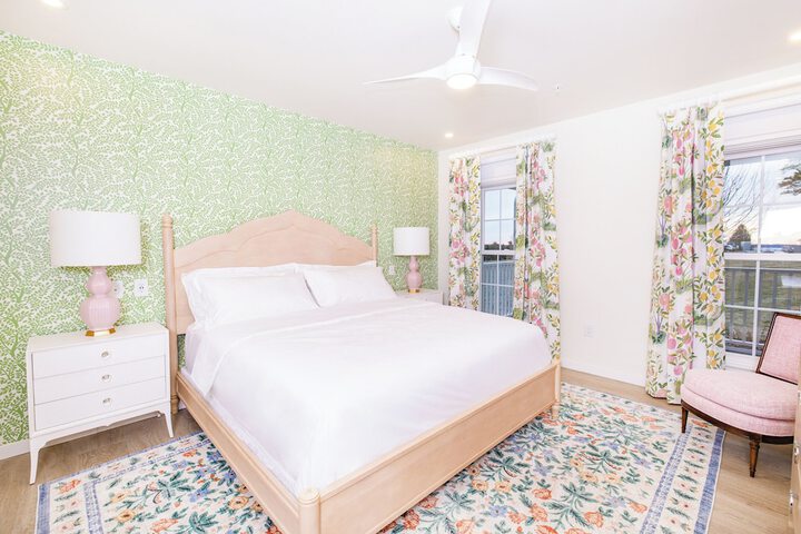 Room 15 of 97