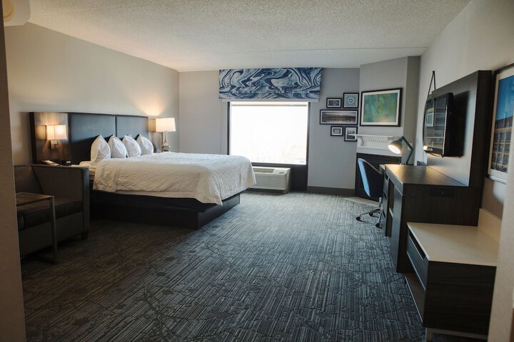 Room 34 of 42
