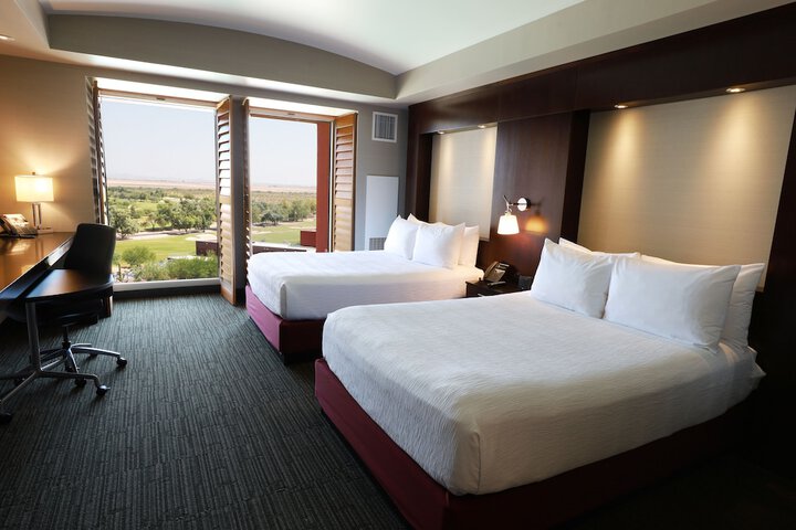 Room 52 of 117