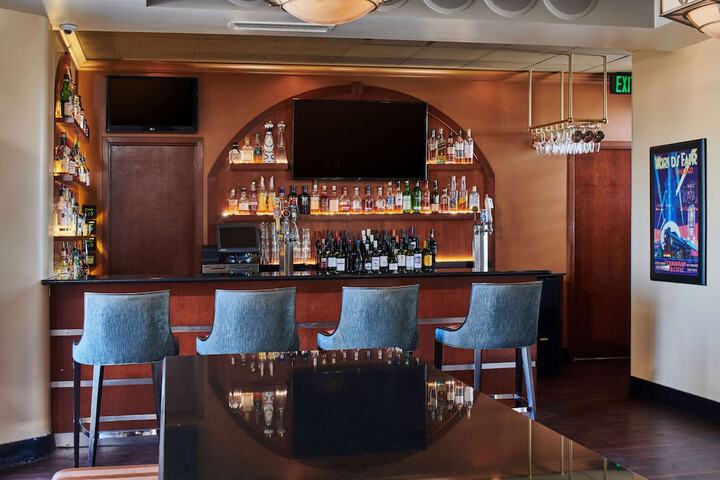 Hotel Alex Johnson Rapid City Curio Collection by Hilton