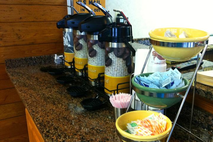 Breakfast/Coffee Service 68 of 80
