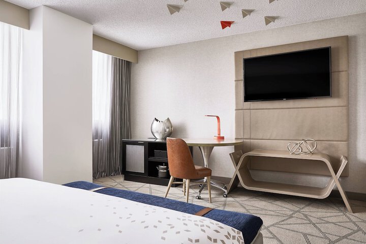 Room 15 of 62
