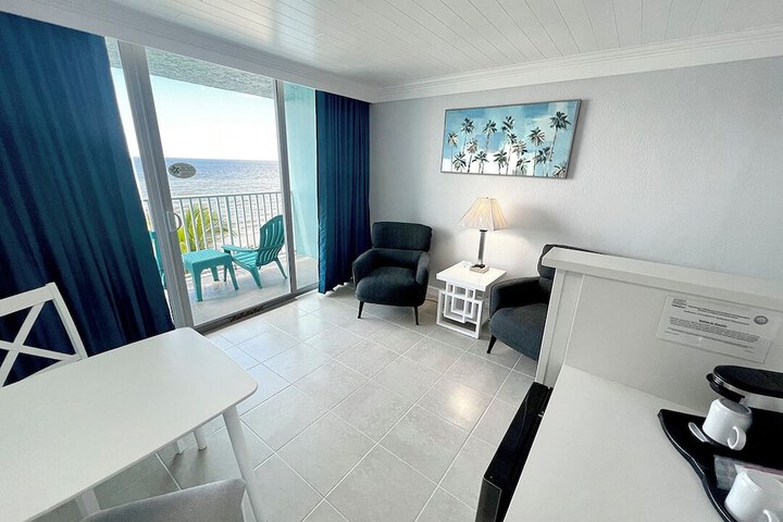 Lani Kai Beachfront Resort