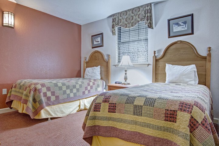Room 12 of 30