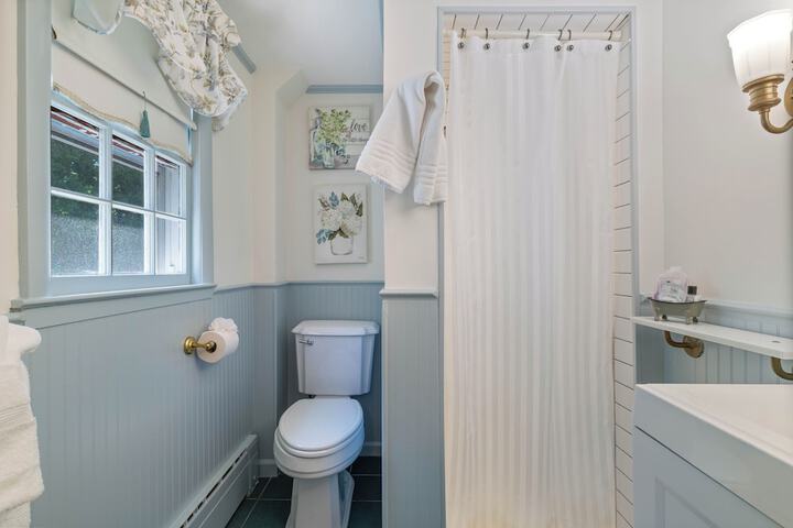 Westbrook Inn B & B