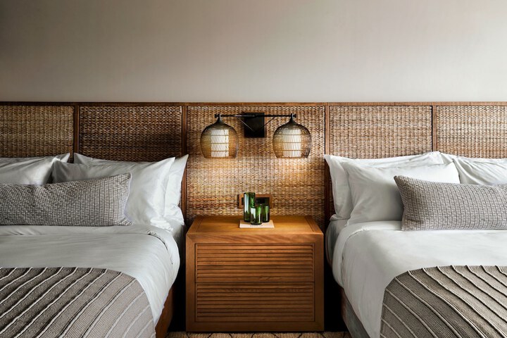 1 Hotel Hanalei Bay