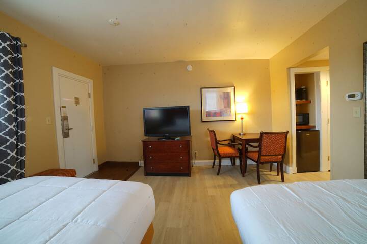 The Boston Hotel
