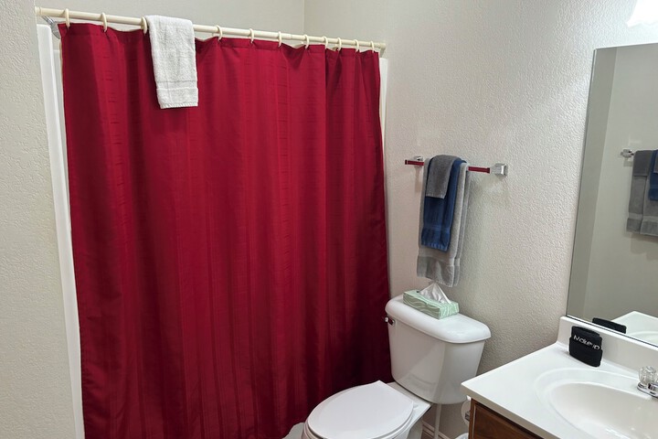 Hermann Crown Suites