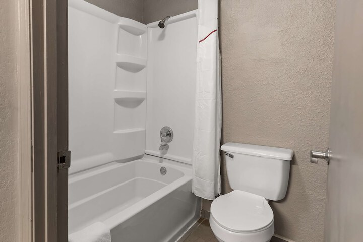 Red Lion Inn & Suites Caseyville
