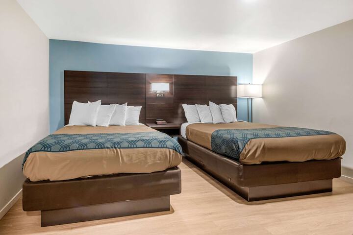 Quality Inn & Suites Lincoln I-93