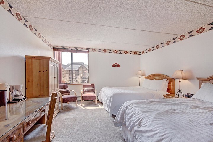 Room 17 of 26