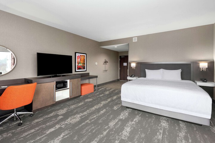 Room 35 of 65
