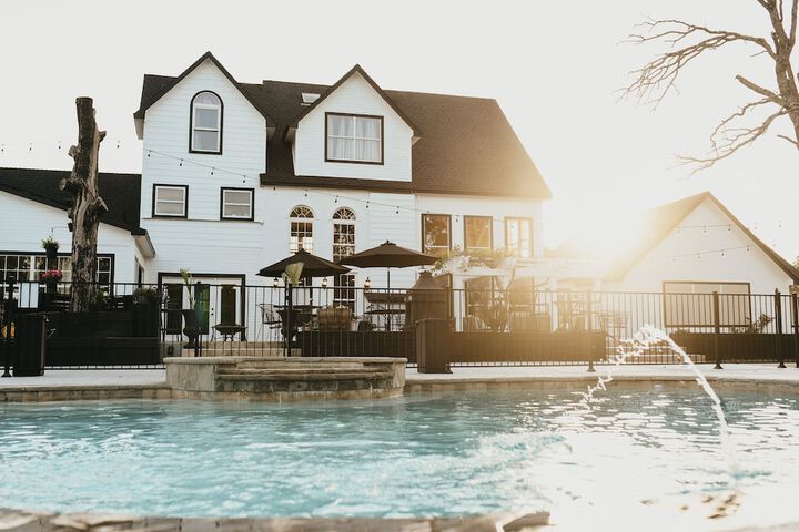 Pool 15 of 118