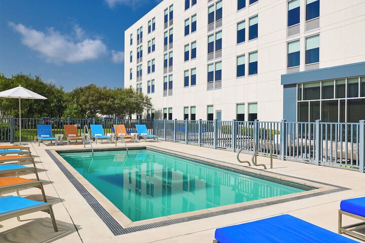 Aloft by Marriott Las Colinas