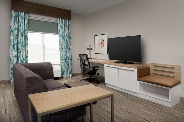 Room 28 of 43