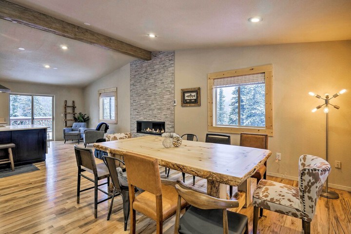 Secluded Alpine Home in Alma w / Mountain Views!