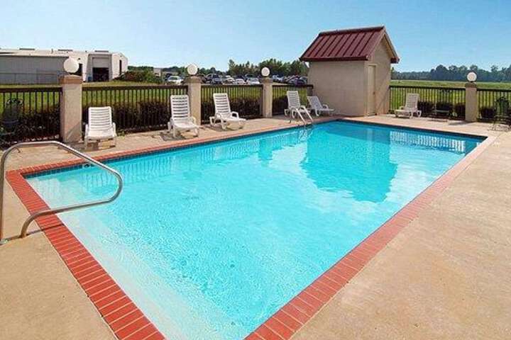Pool 3 of 25