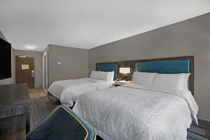 Hampton Inn Westfield