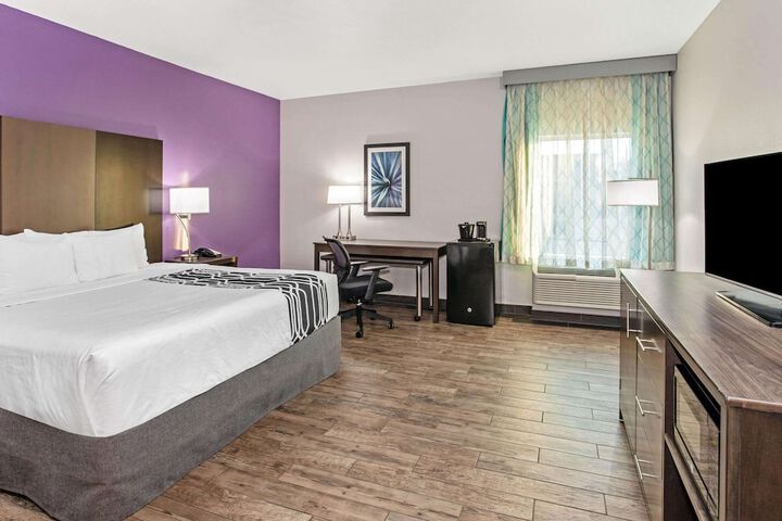 Room 40 of 60