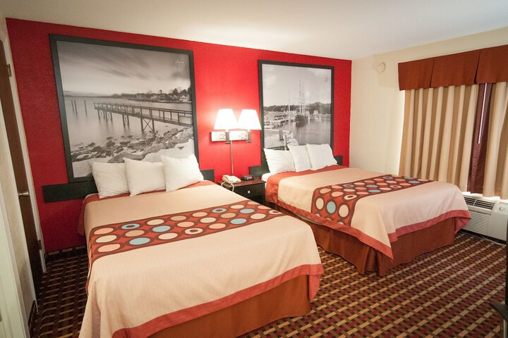 Super 8 by Wyndham Old Saybrook