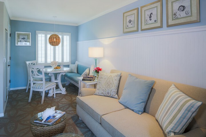 Room 15 of 27
