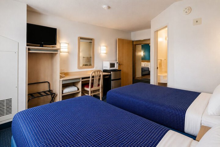 Econo Lodge Menomonie