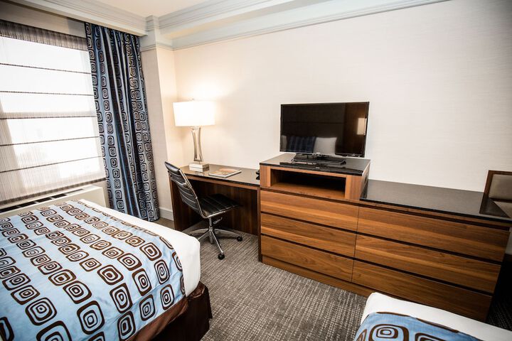Room 18 of 32