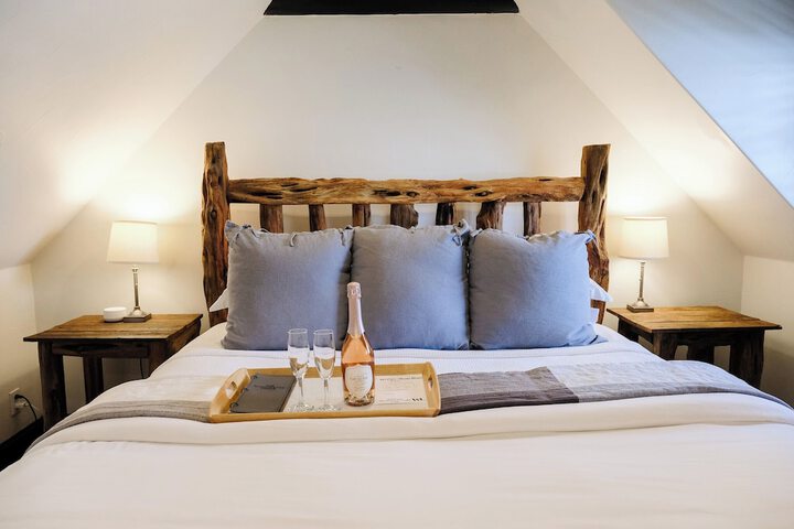 The Winchester Lodge