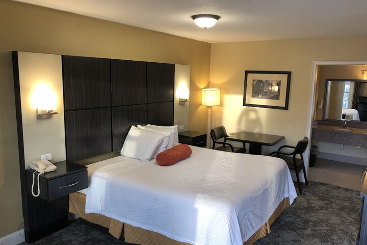 Room 21 of 31