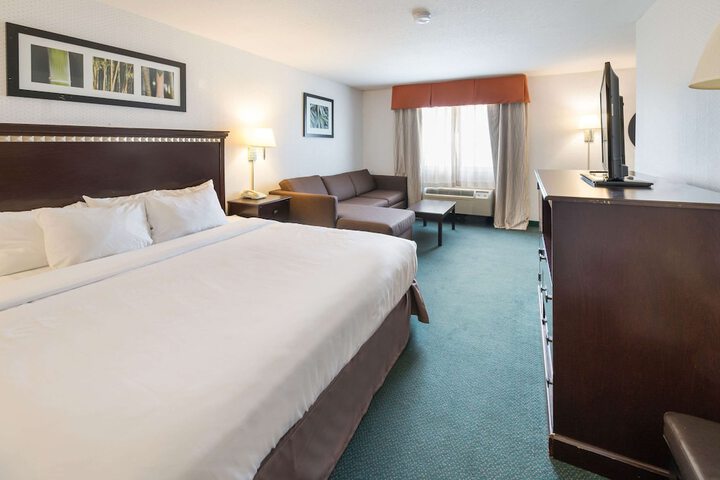 Room 21 of 42