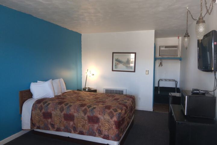 Room 41 of 64