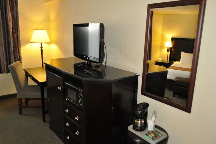 Comfort Inn & Suites Lincoln City