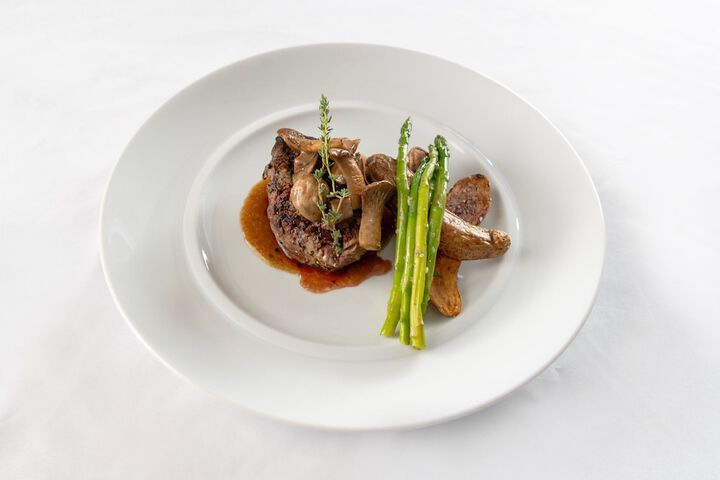 Dining 180 of 212