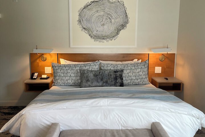 Carmel Beach Hotel