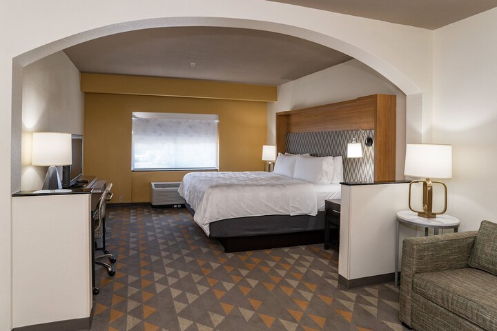 Holiday Inn Hotel & Suites Beaufort at Highway 21 by IHG