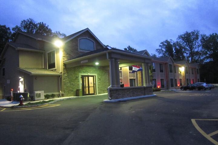 Hotel 5 of 49