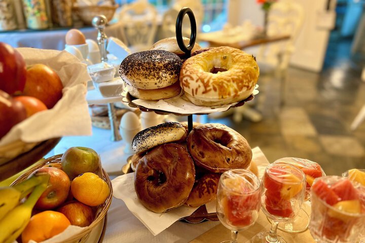 Breakfast/Coffee Service 74 of 105