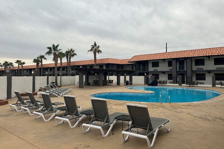 Pool 10 of 79