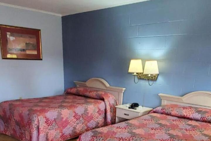 Deluxe Inn Jasper