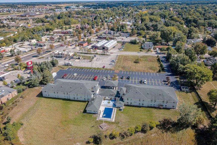 American Inn and Suites Dundee