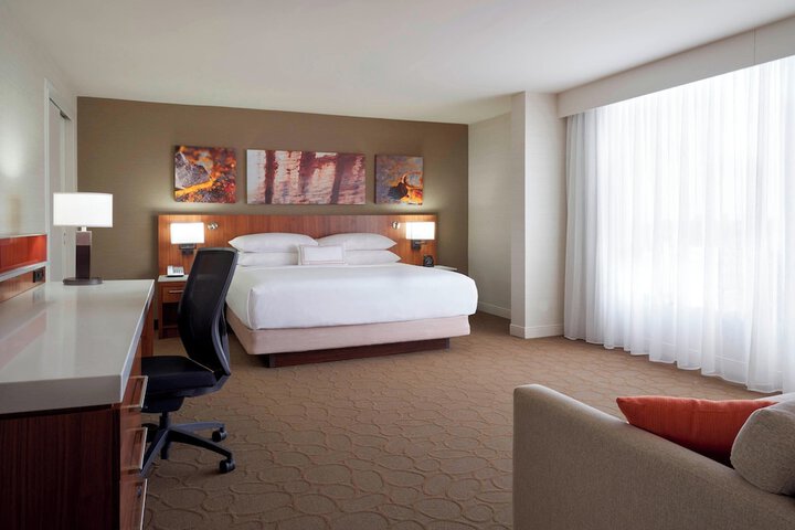 Room 13 of 68
